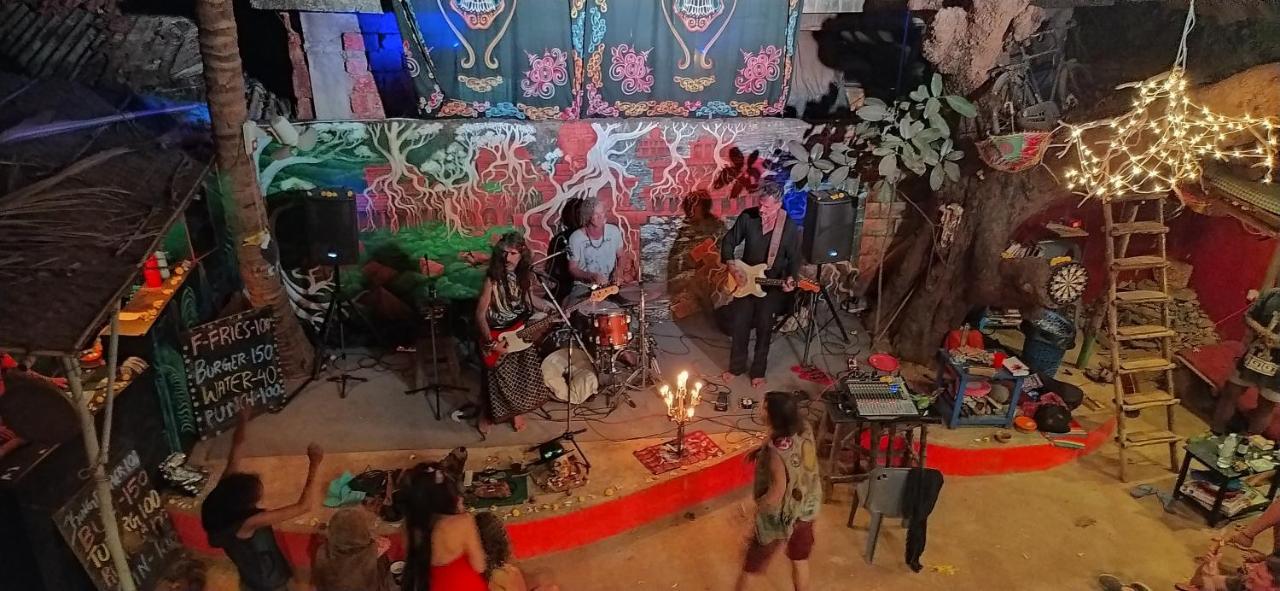 Mitra Hostel Arambol Ngoại thất bức ảnh